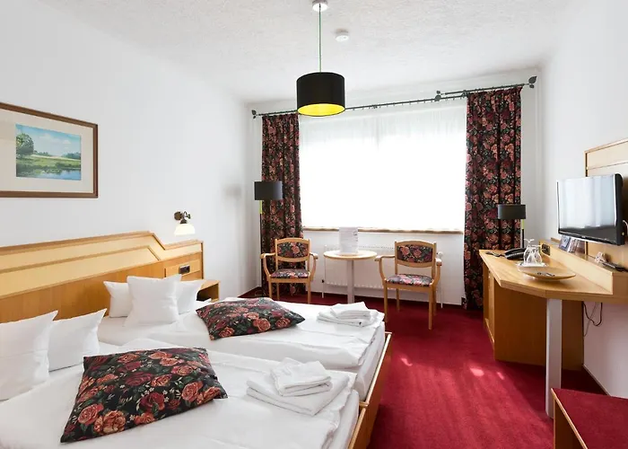 舒梅德乡村酒店 酒店